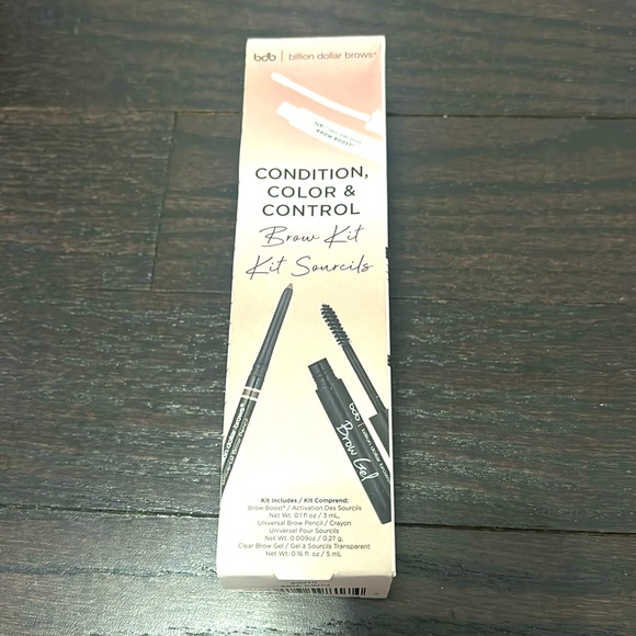 New in box Billion Dollar Brows Brow Kit- universal - Picture 1 of 2